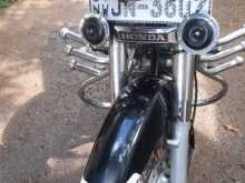 Honda CD 125 Benly 2005 Motorbike