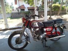 https://riyasewana.com/uploads/honda-cd-185-2317274119386.jpg