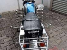 https://riyasewana.com/uploads/honda-cd-200-30201007467393.jpg