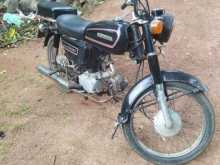 https://riyasewana.com/uploads/honda-cd-311414374042.jpg