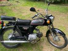 Honda CD 50 Benly Thatu Model 2000 Motorbike