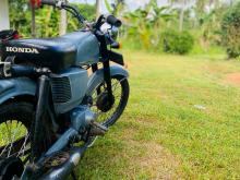 Honda CD 50 2006 Motorbike