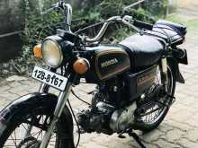 Honda CD 50 2000 Motorbike