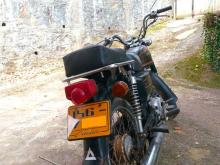 https://riyasewana.com/uploads/honda-cd-90-141427376375.jpg