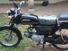 https://riyasewana.com/uploads/honda-cd-90-228220313703.jpg