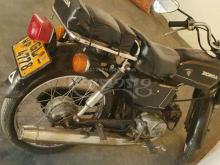 https://riyasewana.com/uploads/honda-cd-90-250204469372.jpg