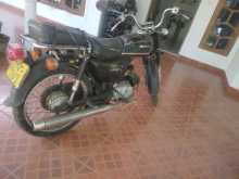 https://riyasewana.com/uploads/honda-cd-90-41539254593.jpg