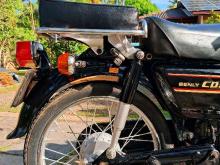 https://riyasewana.com/uploads/honda-cd-90-5934136735.jpg