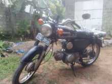 Honda CD 90 2000 Motorbike