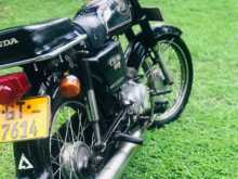 https://riyasewana.com/uploads/honda-cd-90-benly-2119220213082.jpg