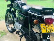 https://riyasewana.com/uploads/honda-cd-90-benly-2119220213643.jpg