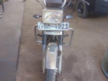 Honda Cd100 2001 Motorbike