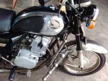 Honda CD125 2002 Motorbike