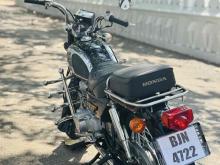 https://riyasewana.com/uploads/honda-cd125-1021193624831.jpg