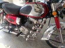 Honda CD125 1989 Motorbike