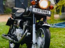 Honda CD125 1990 Motorbike