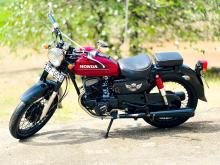 Honda CD125 1990 Motorbike