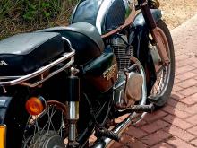 Honda CD125 1995 Motorbike