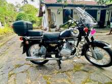 Honda CD125 2004 Motorbike
