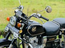 Honda CD125 1985 Motorbike