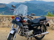 Honda CD125 2000 Motorbike