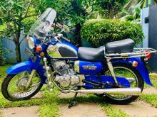 Honda CD125 1981 Motorbike