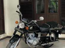 Honda CD125 1990 Motorbike