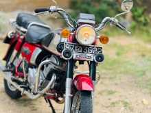 Honda CD125 2000 Motorbike