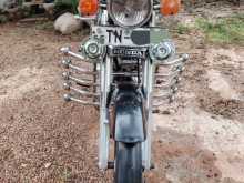 Honda CD125 2003 Motorbike