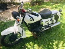 Honda CD125 1985 Motorbike