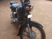 Honda CD125 1983 Motorbike