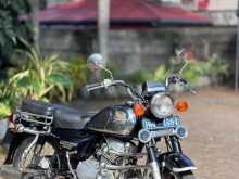 Honda CD125 2000 Motorbike