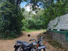 Honda CD125 2004 Motorbike