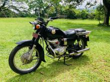 Honda CD125 1999 Motorbike