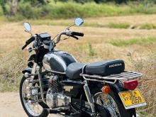 https://riyasewana.com/uploads/honda-cd125-benly-2311294024122.jpg