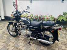 Honda CD125 Benly 2000 Motorbike