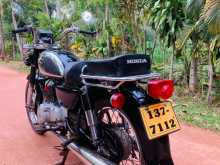 https://riyasewana.com/uploads/honda-cd125-benly-248475213194.jpg