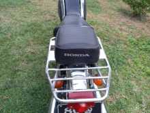 https://riyasewana.com/uploads/honda-cd185-road-1212540813013.jpg