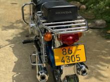 https://riyasewana.com/uploads/honda-cd200-215040919646.jpg