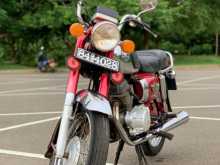 https://riyasewana.com/uploads/honda-cd200-road-2716384813652.jpg