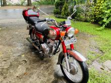https://riyasewana.com/uploads/honda-cd200-roadmaster-317035919906.jpg