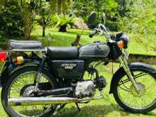 Honda CD50 Benly 2000 Motorbike