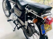 https://riyasewana.com/uploads/honda-cd90-1616081324713.jpg