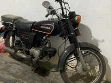 Honda CD90 2001 Motorbike