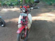 Honda CD90 2000 Motorbike