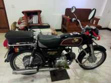 Honda CD90 1998 Motorbike