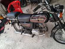 Honda CD90 BENLY 1999 Motorbike