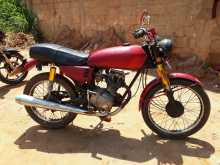 https://riyasewana.com/uploads/honda-cg-125-10646444803.jpg