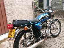 https://riyasewana.com/uploads/honda-cg-125-1415585013764.jpg
