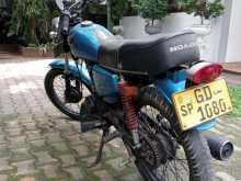 https://riyasewana.com/uploads/honda-cg125-1215272313024.jpg